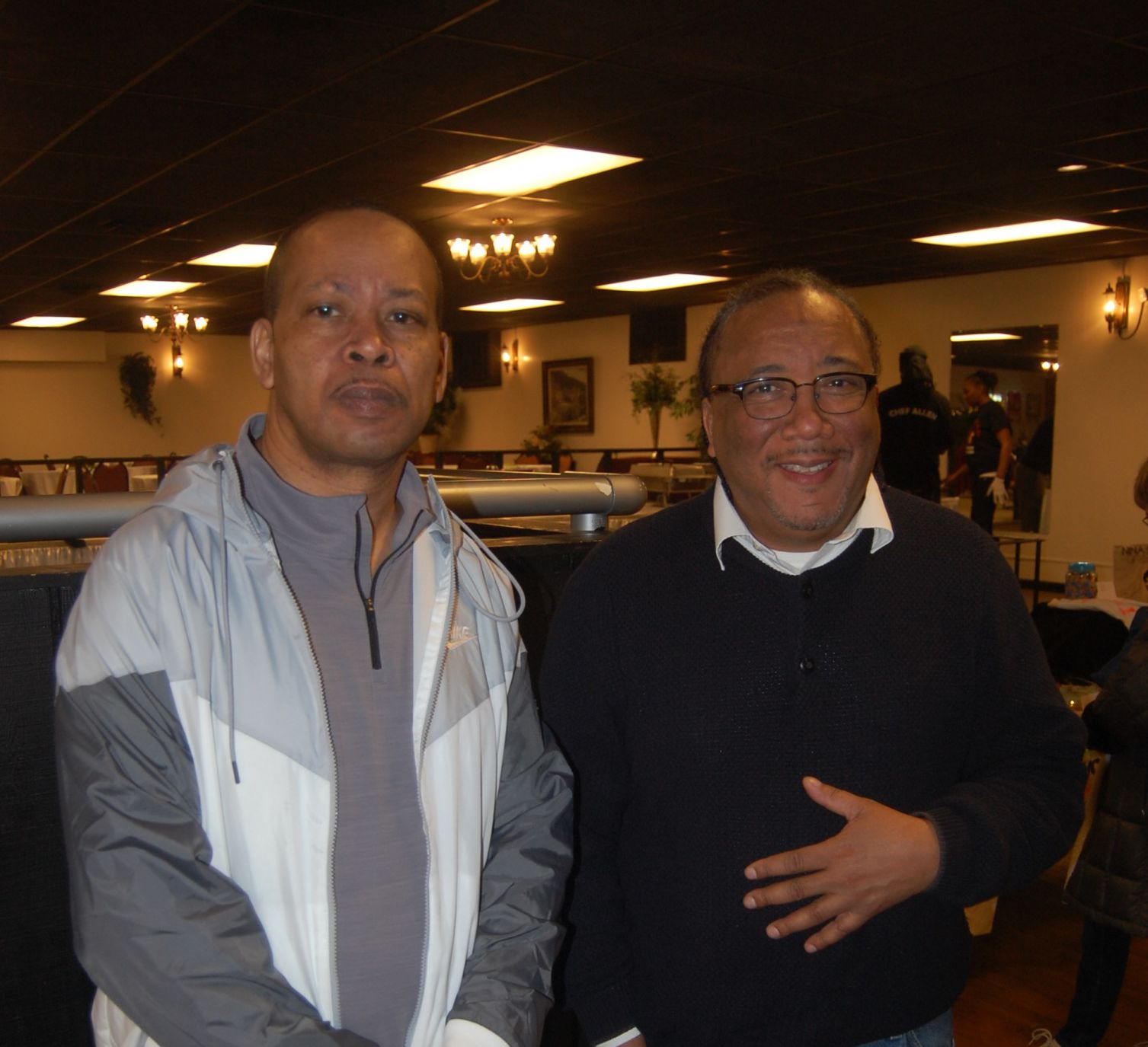 Tony Jones, Jeff Woodard